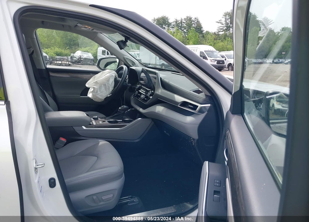 2022 TOYOTA HIGHLANDER PLATINUM VIN: 5TDFZRBH6NS171394