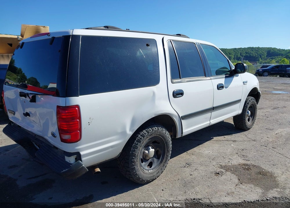 2001 FORD EXPEDITION XLT VIN: 1FMPU16L01LB16613