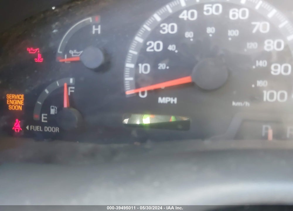 2001 FORD EXPEDITION XLT VIN: 1FMPU16L01LB16613