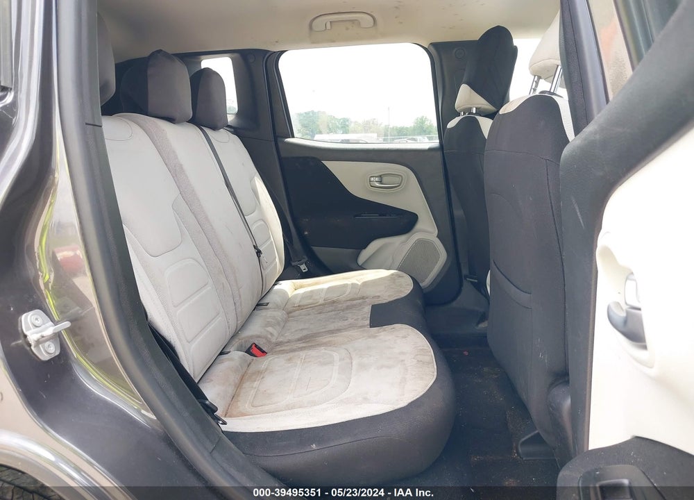 2020 JEEP RENEGADE LATITUDE FWD VIN: ZACNJABB8LPL11453