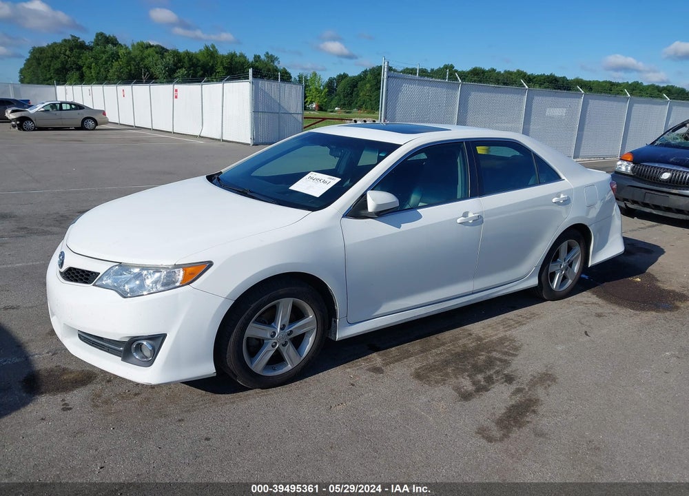 2014 TOYOTA CAMRY SE VIN: 4T1BF1FK1EU809833