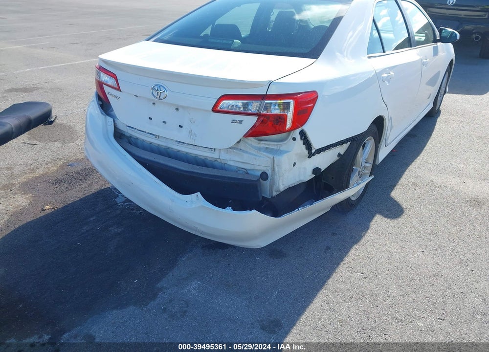 2014 TOYOTA CAMRY SE VIN: 4T1BF1FK1EU809833