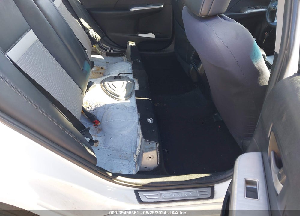2014 TOYOTA CAMRY SE VIN: 4T1BF1FK1EU809833