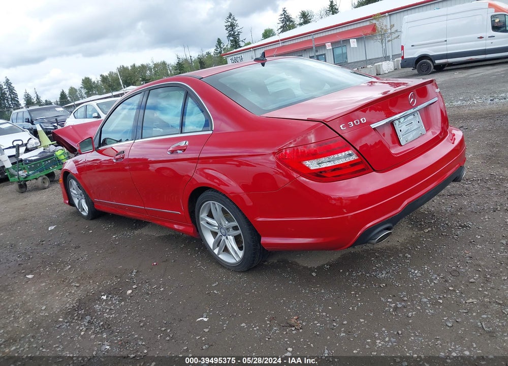 2013 MERCEDES-BENZ C 300 LUXURY 4MATIC/SPORT 4MATIC VIN: WDDGF8AB6DA840334