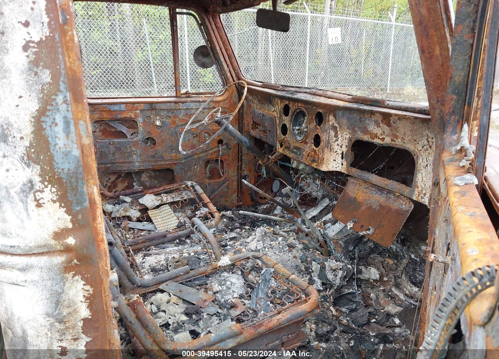 1962 WILLYS 1/2 TON 2D PU VIN: 5526859209