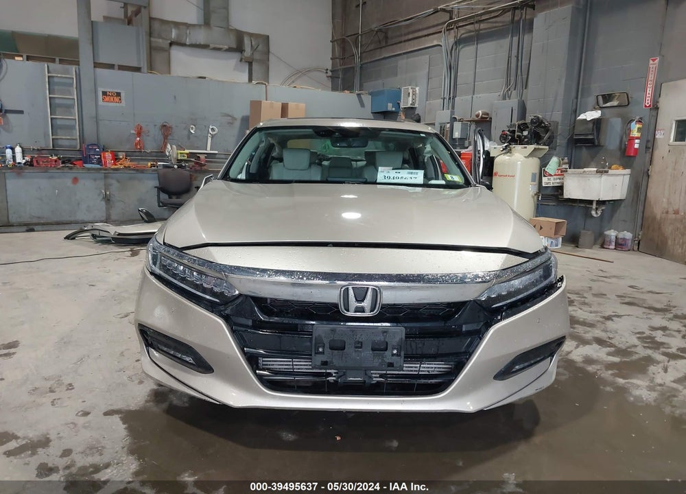 2018 HONDA ACCORD TOURING 2.0T VIN: 1HGCV2F9XJA022780