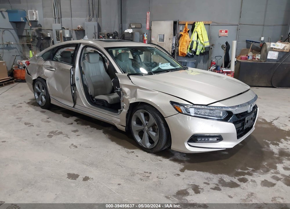 2018 HONDA ACCORD TOURING 2.0T VIN: 1HGCV2F9XJA022780