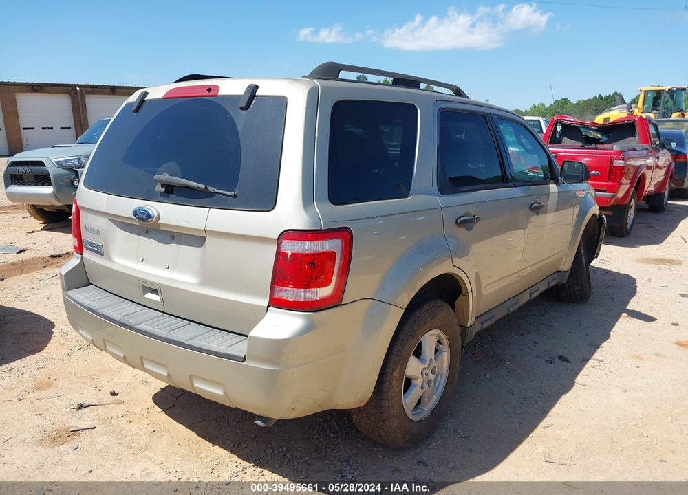 2010 FORD ESCAPE XLT VIN: 1FMCU0D76AKA02667