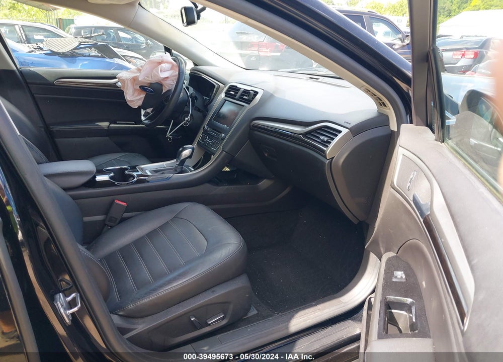 2016 FORD FUSION SE VIN: 3FA6P0HD6GR242417
