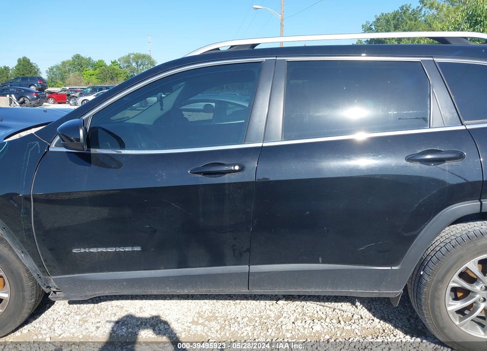 2019 JEEP CHEROKEE LATITUDE PLUS FWD VIN: 1C4PJLLB6KD247061