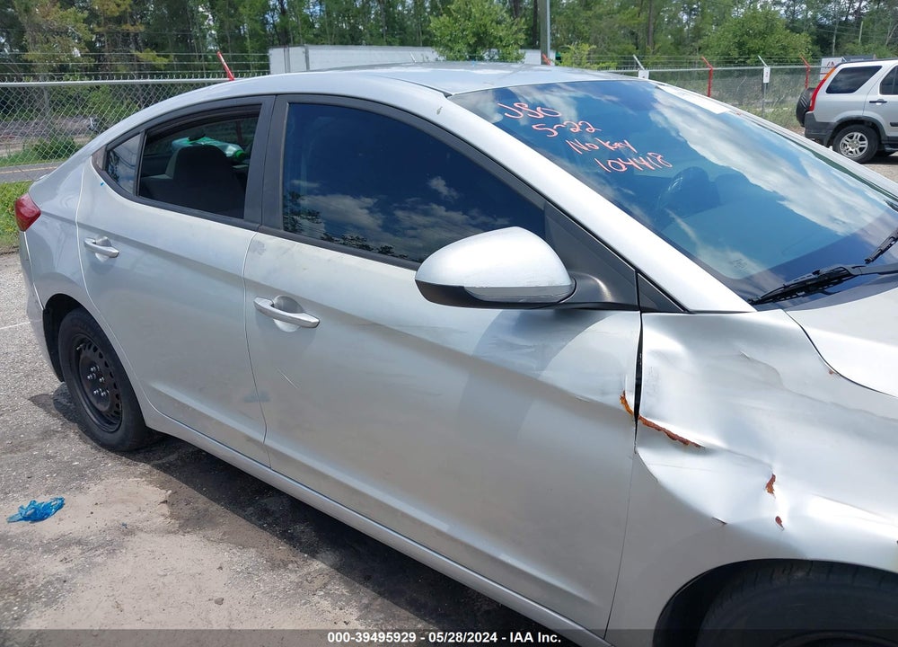 2017 HYUNDAI ELANTRA SE VIN: 5NPD74LF1HH104418