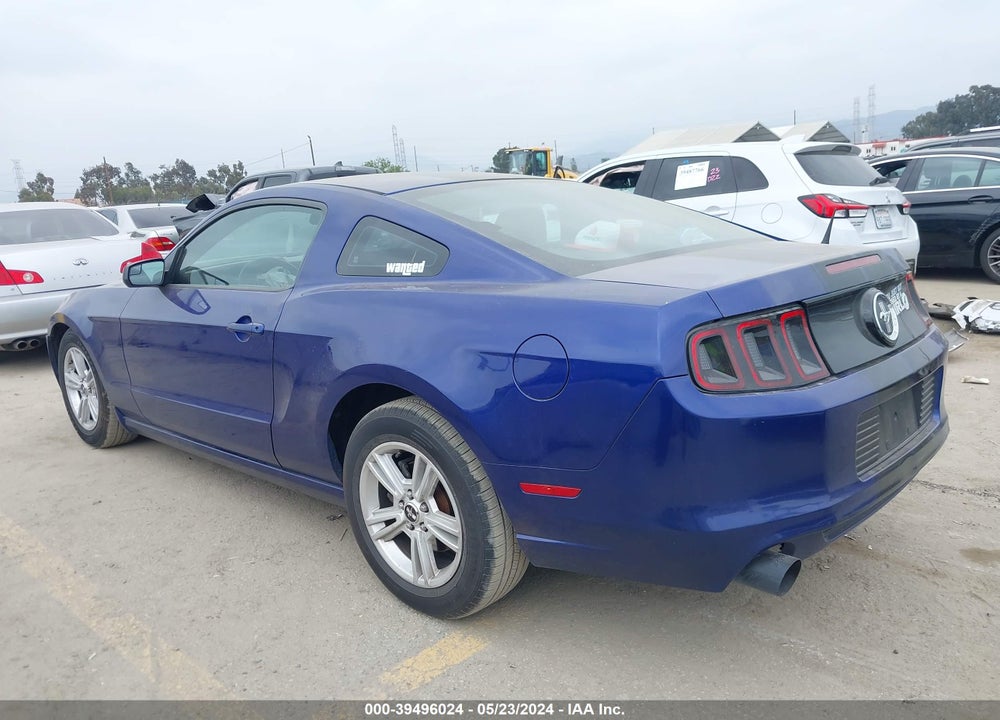 2014 FORD MUSTANG V6 VIN: 1ZVBP8AM4E5325228
