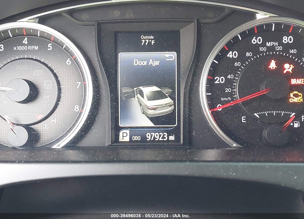 2015 TOYOTA CAMRY SE VIN: 4T1BF1FK8FU957589