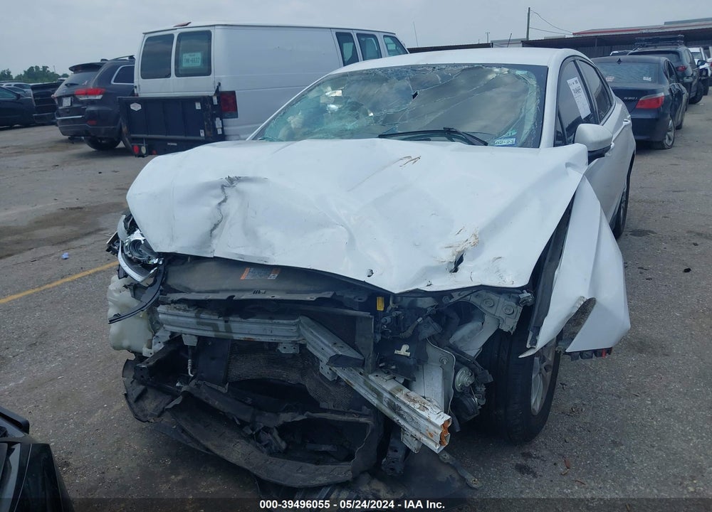 2015 FORD FUSION S VIN: 3FA6P0G72FR213331