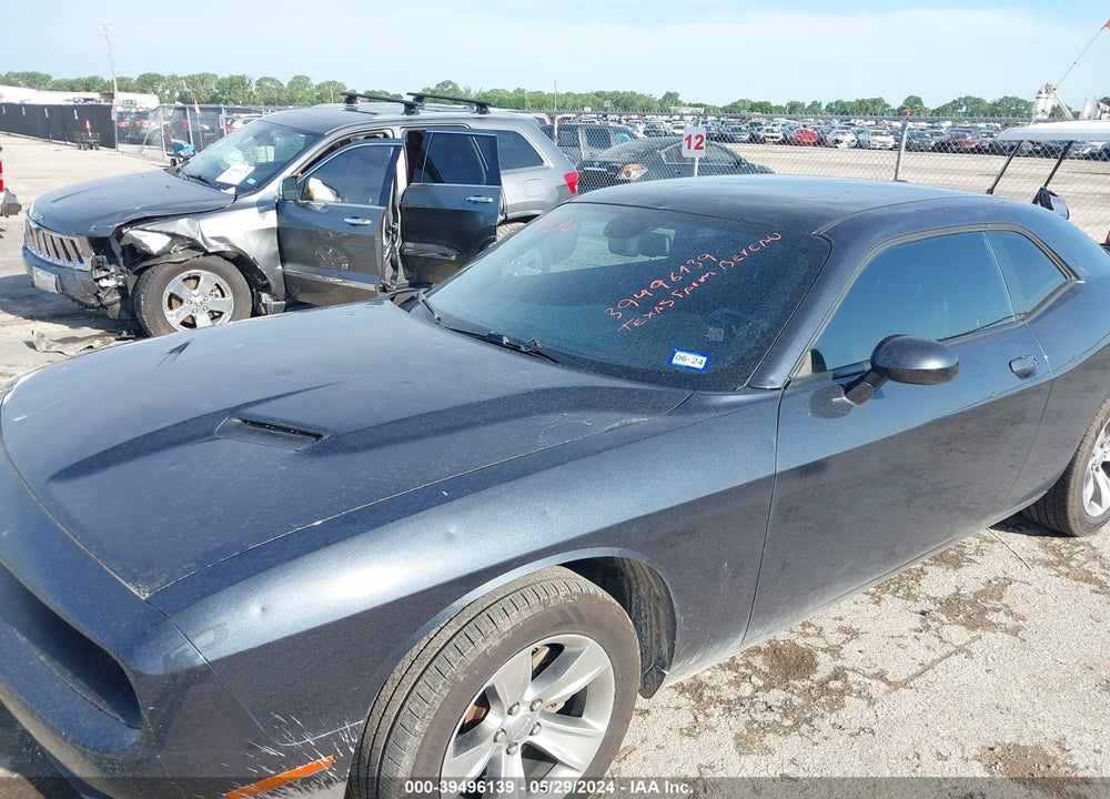 2018 DODGE CHALLENGER SXT VIN: 2C3CDZAGXJH236271