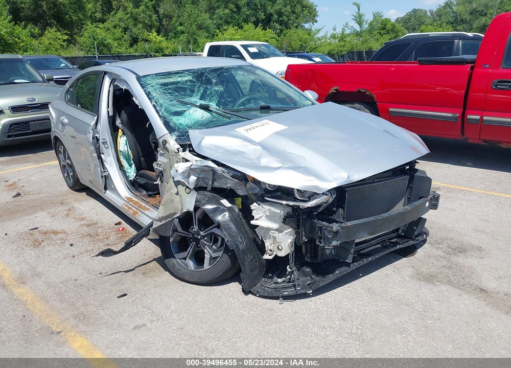 2019 KIA FORTE LXS VIN: 3KPF24AD7KE010368