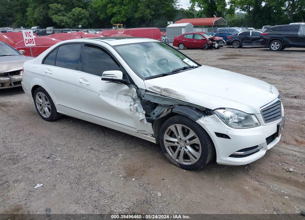 2014 MERCEDES-BENZ C 300 LUXURY 4MATIC/SPORT 4MATIC VIN: WDDGF8AB8ER321370