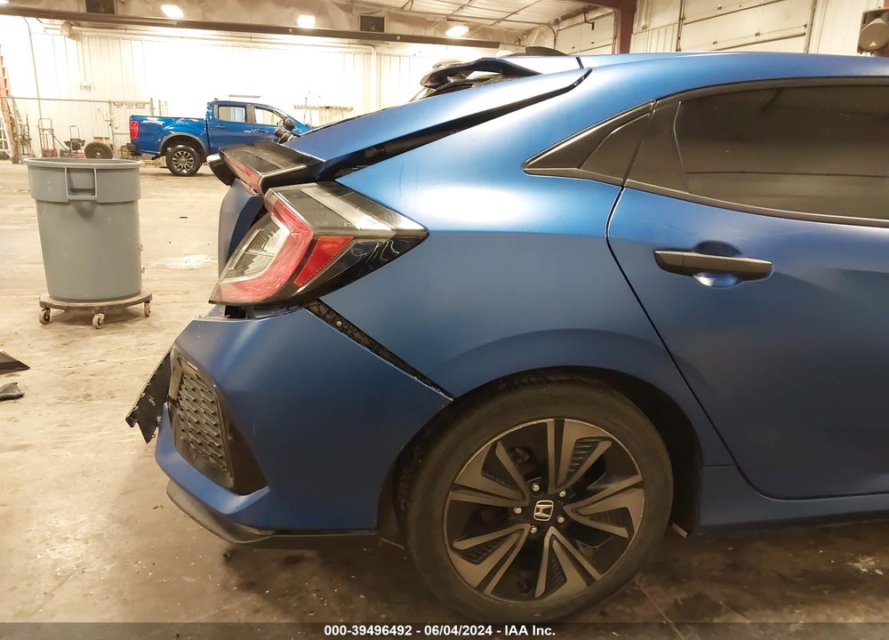 2017 HONDA CIVIC EX VIN: SHHFK7H55HU210148
