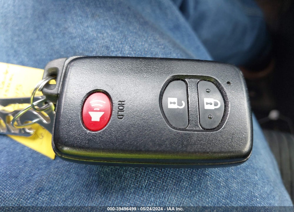 2015 TOYOTA PRIUS V THREE VIN: JTDZN3EU5FJ024271