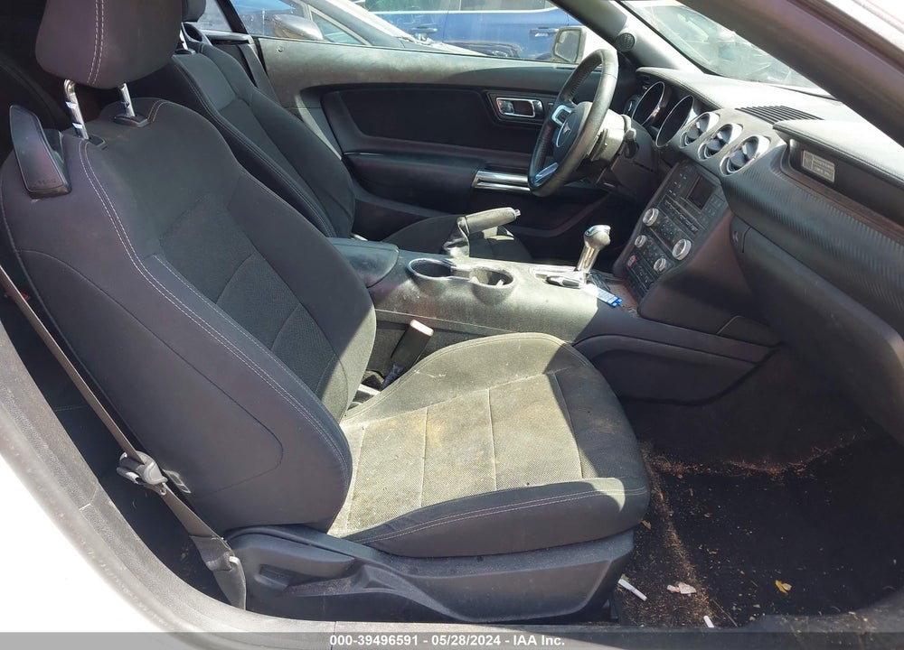2017 FORD MUSTANG V6 VIN: 1FATP8EM3H5322123