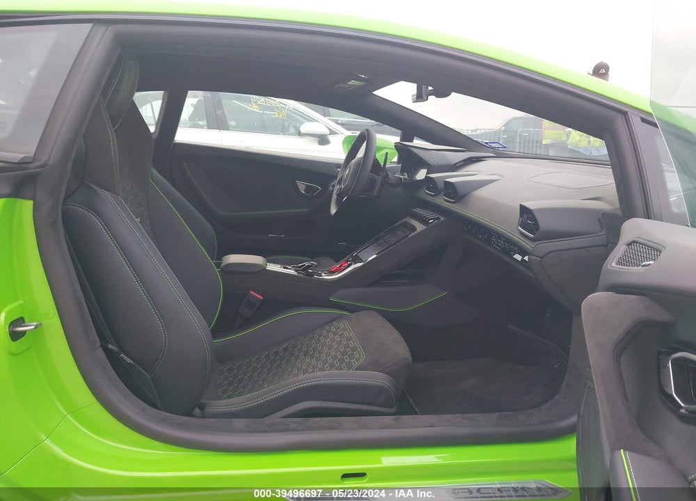 2024 LAMBORGHINI HURACAN TECNICA VIN: ZHWUB6ZF7RLA26283