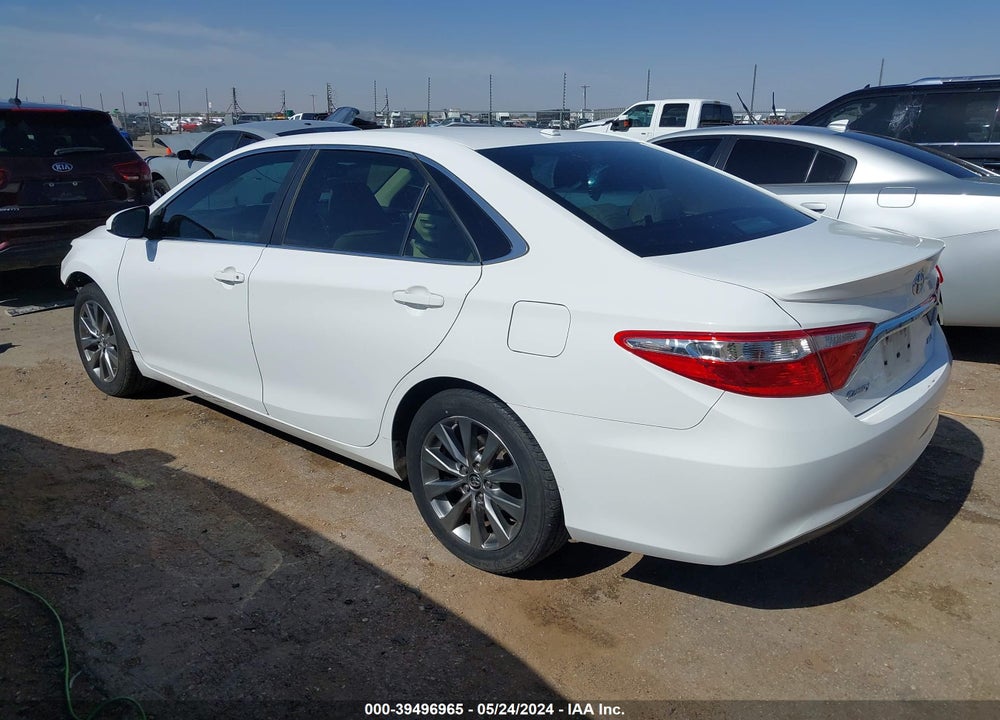2015 TOYOTA CAMRY XLE VIN: 4T1BF1FK8FU975042