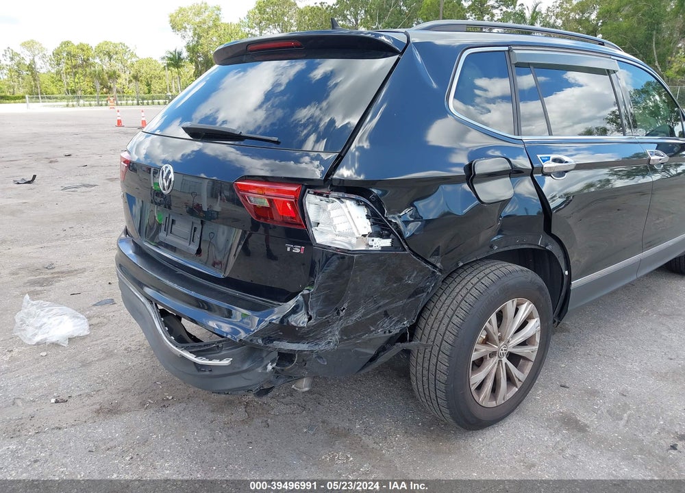 2018 VOLKSWAGEN TIGUAN 2.0T SE/2.0T SEL VIN: 3VV3B7AX5JM020868