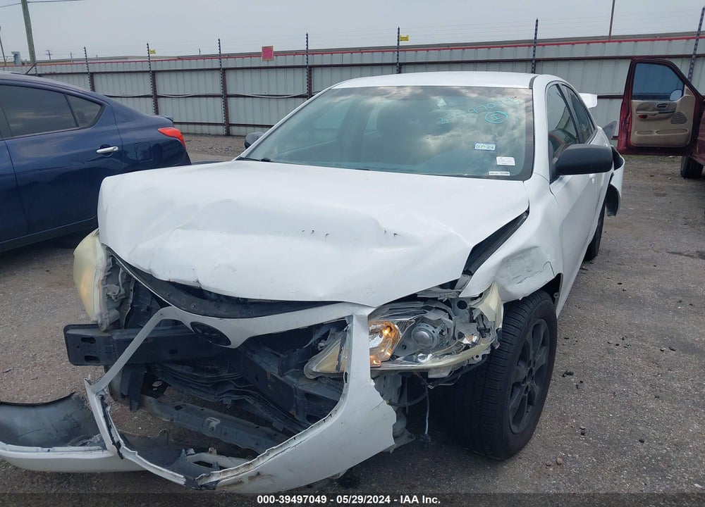 2011 TOYOTA CAMRY LE VIN: 4T1BF3EK9BU629525