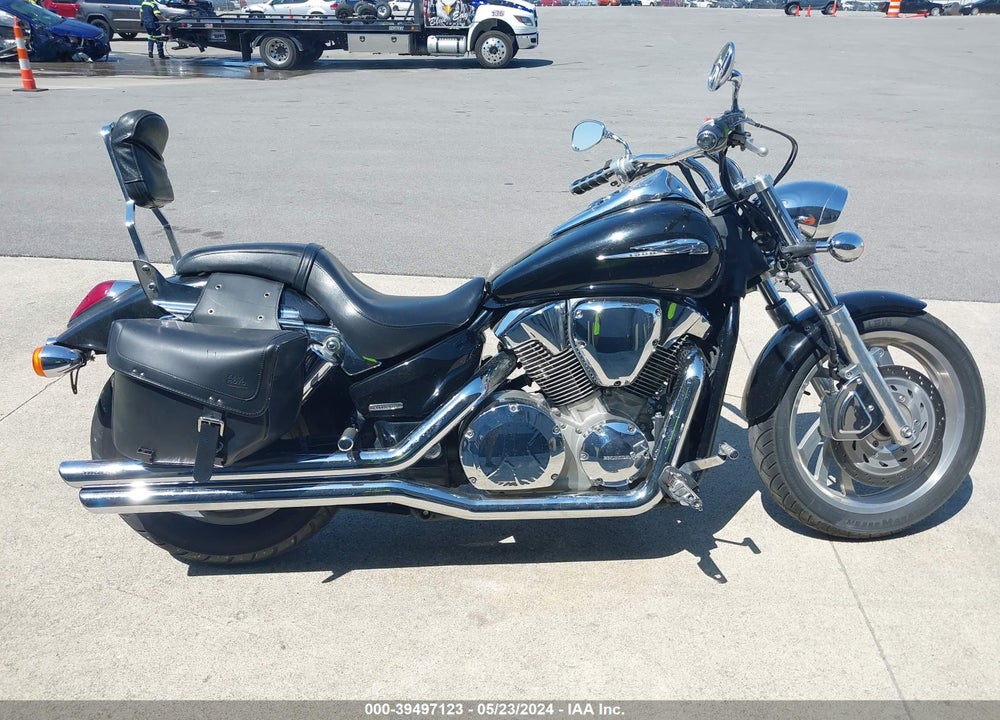 2004 HONDA VTX1300 C VIN: 1HFSC55014A003825