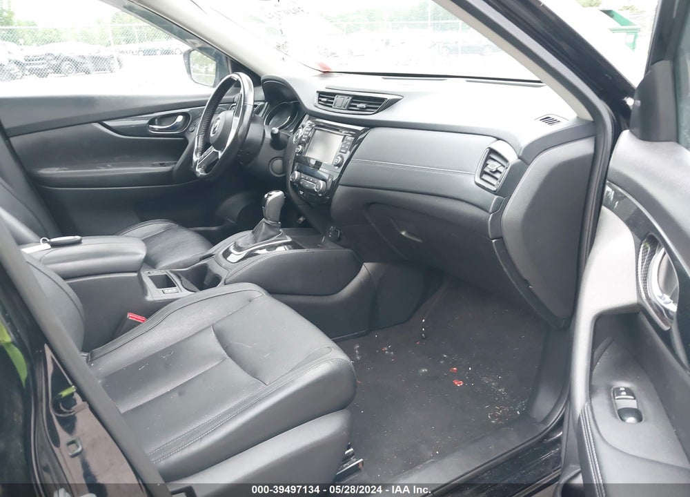2017 NISSAN ROGUE SL VIN: JN8AT2MVXHW024588