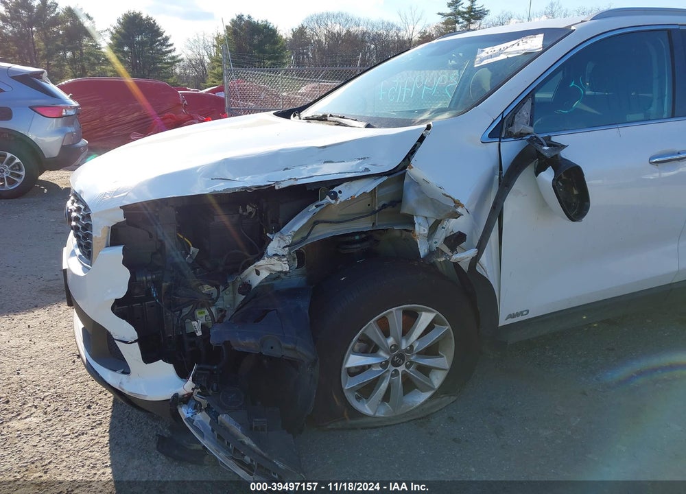 2019 KIA SORENTO 3.3L LX VIN: 5XYPGDA54KG539603