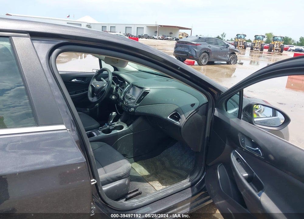 2017 CHEVROLET CRUZE LT AUTO VIN: 1G1BE5SM4H7167562