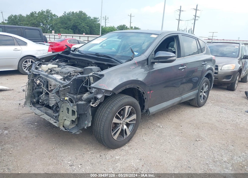 2018 TOYOTA RAV4 XLE VIN: 2T3WFREV8JW425495