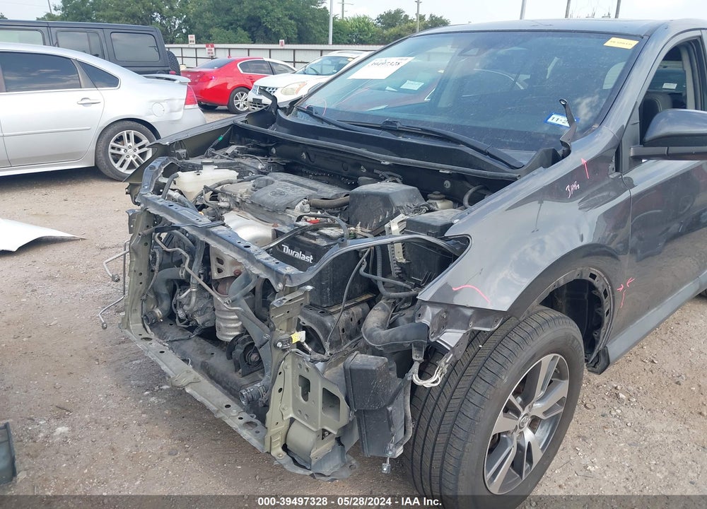 2018 TOYOTA RAV4 XLE VIN: 2T3WFREV8JW425495