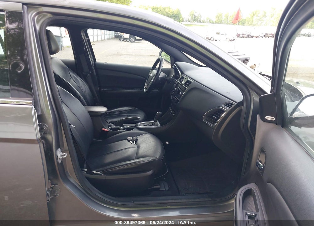 2013 CHRYSLER 200 LIMITED VIN: 1C3CCBCG2DN553139