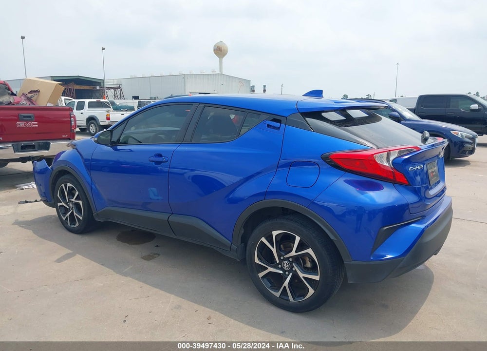 2021 TOYOTA C-HR XLE VIN: JTNKHMBX8M1117601