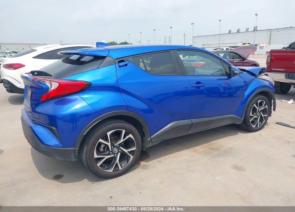 2021 TOYOTA C-HR XLE VIN: JTNKHMBX8M1117601