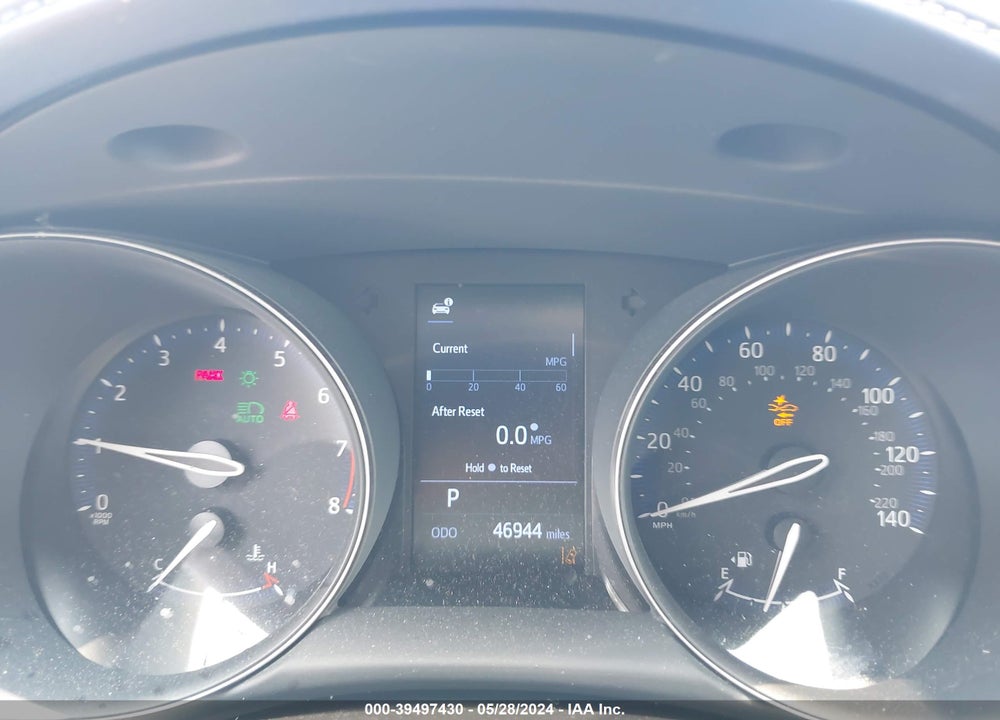 2021 TOYOTA C-HR XLE VIN: JTNKHMBX8M1117601