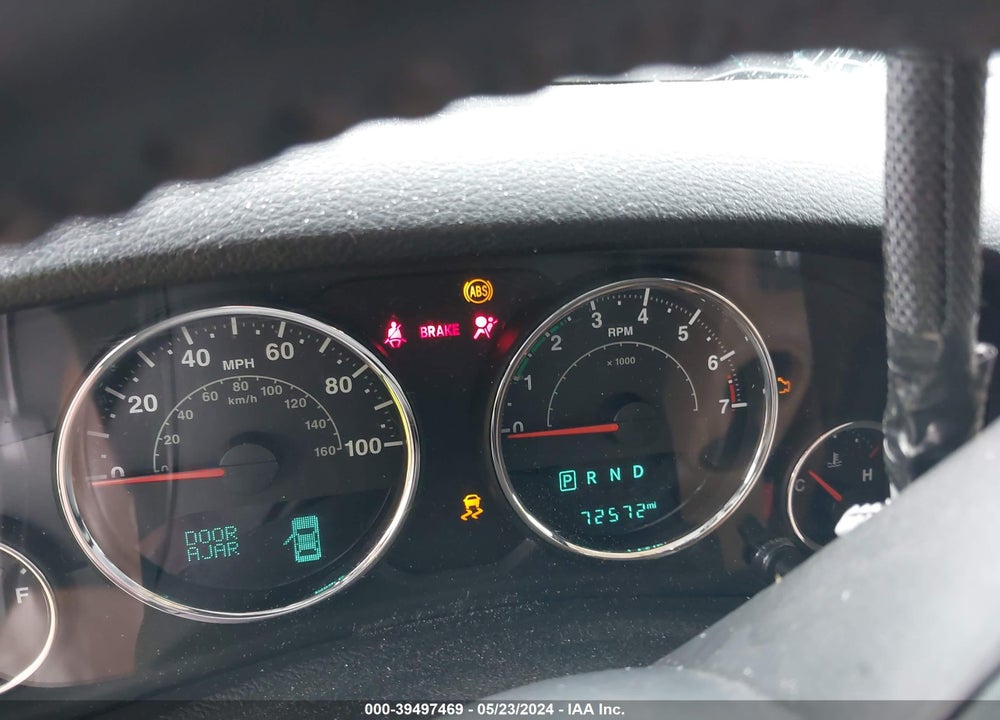 2017 JEEP WRANGLER UNLIMITED SAHARA 4X4 VIN: 1C4BJWEG6HL544432