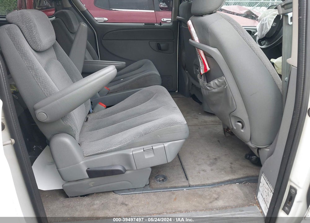 2005 DODGE GRAND CARAVAN SE VIN: 2D4GP24R25R388556