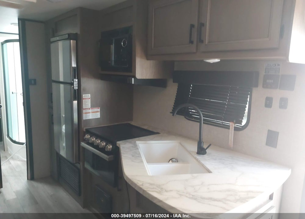 2022 JAYCO JAYFL184BH VIN: 1UJBJ0BP6N17Y0734