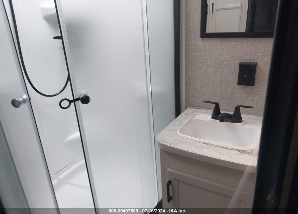 2022 JAYCO JAYFL184BH VIN: 1UJBJ0BP6N17Y0734