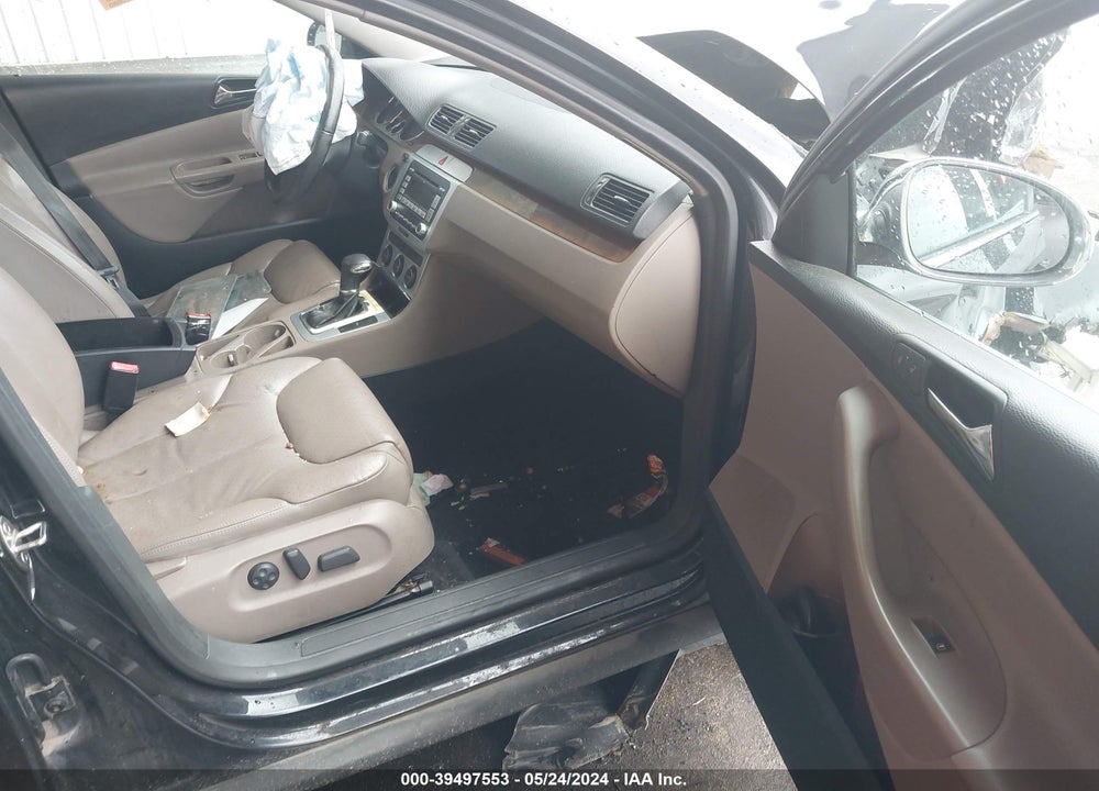 2008 VOLKSWAGEN PASSAT LUX VIN: WVWEK73C68E160297