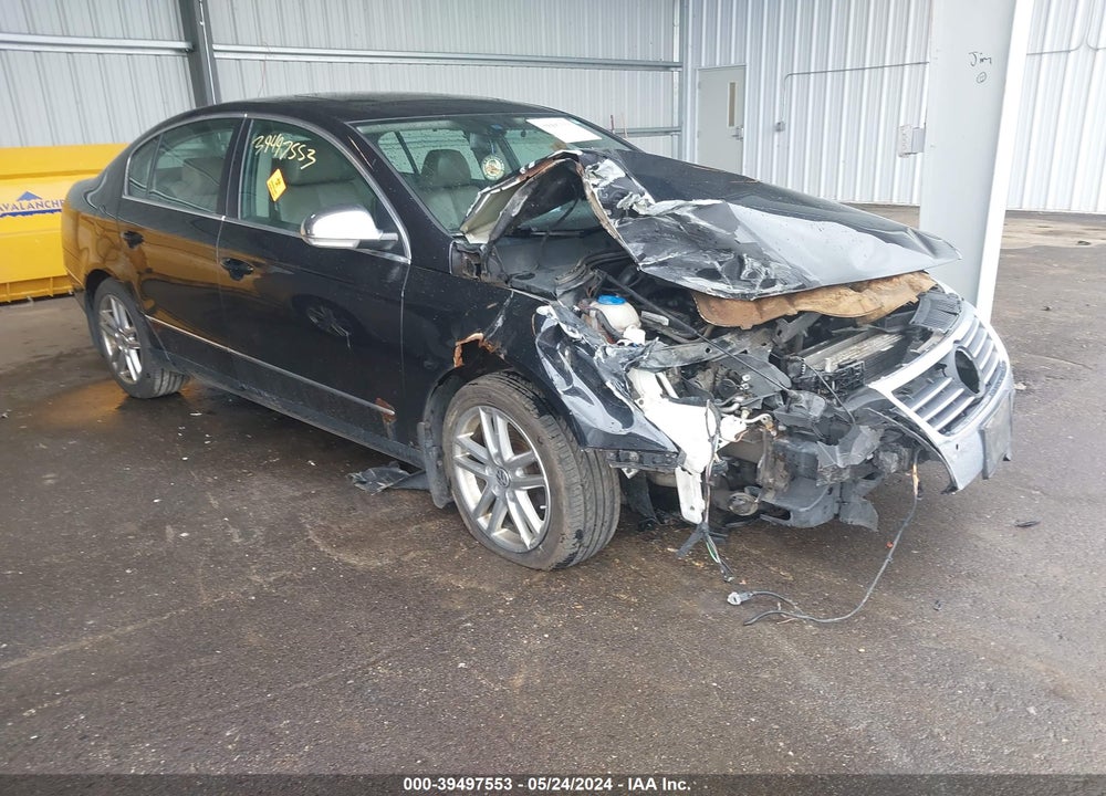 2008 VOLKSWAGEN PASSAT LUX VIN: WVWEK73C68E160297