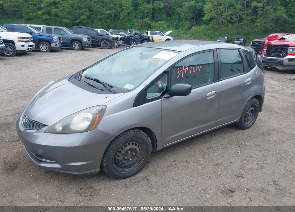 2010 HONDA FIT VIN: JHMGE8H22AC024075