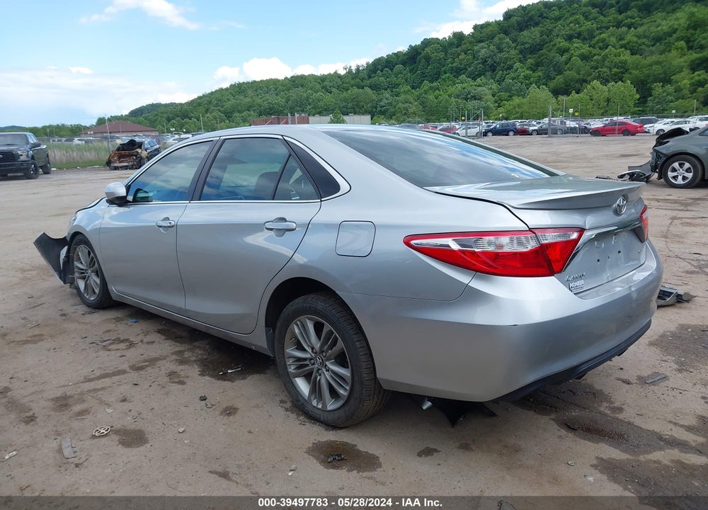 2017 TOYOTA CAMRY SE VIN: 4T1BF1FK7HU726878