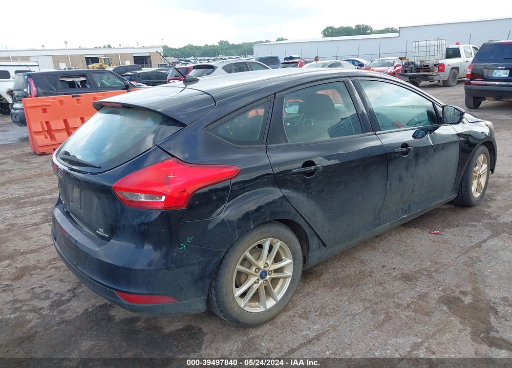 2016 FORD FOCUS SE VIN: 1FADP3K28GL310912