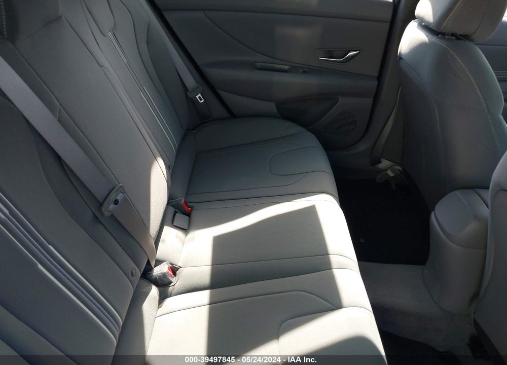2022 HYUNDAI ELANTRA SEL VIN: 5NPLS4AGXNH058363