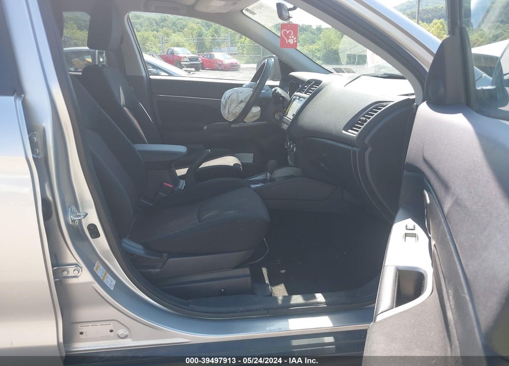2018 MITSUBISHI OUTLANDER SPORT 2.0 ES/2.0 LE VIN: JA4AR3AU5JU020178