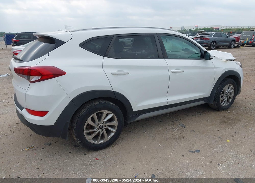 2018 HYUNDAI TUCSON SEL VIN: KM8J33A40JU684584